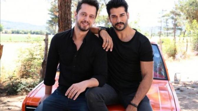 Burak Özçivit mi? Murat Boz mu?