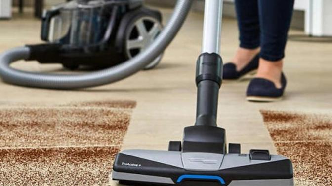 Halı yıkamalı elektrik süpürgesi kullanan var mı?
