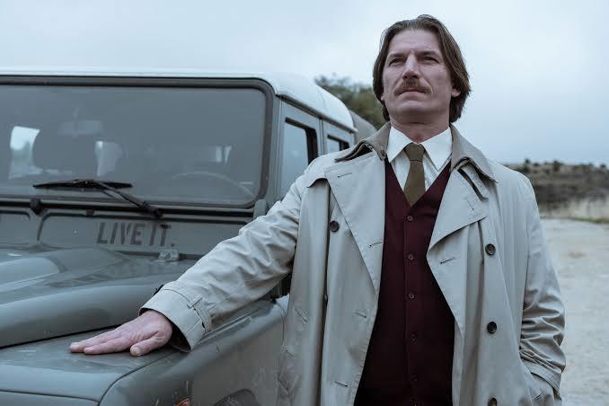 La casa de papel Marsilya karakteri sizce de havalı değil mi?
