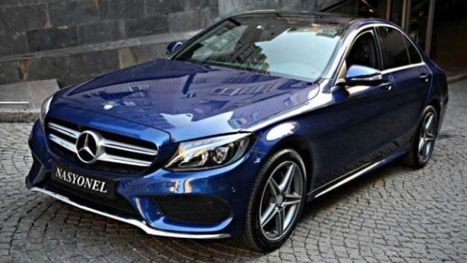 Mercedes C180 mi Toyota CHR HYBRİD mi?
