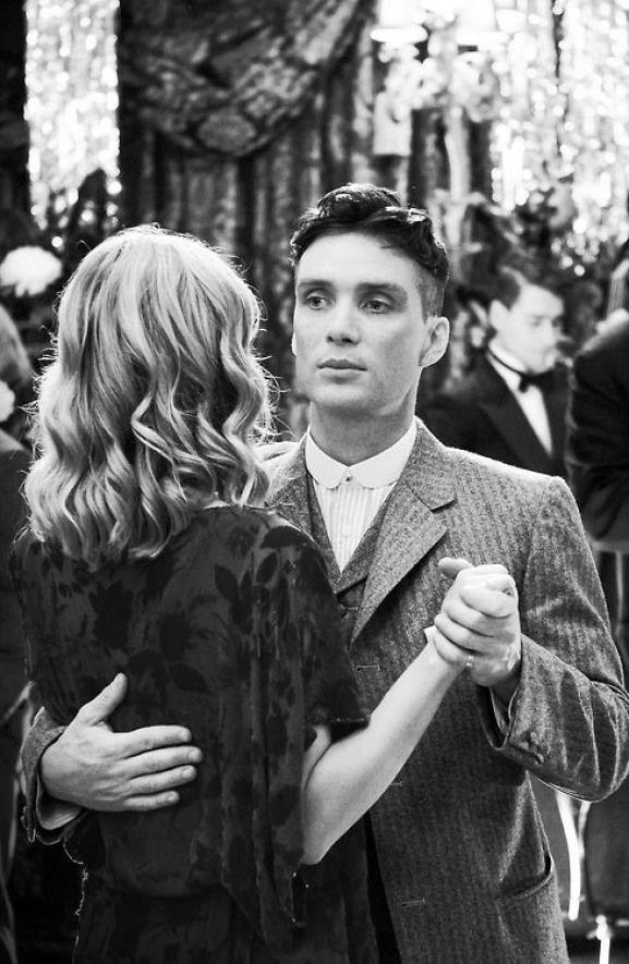 Peaky Blinders mi daha güzel dizi Bez Bebek mi? ?