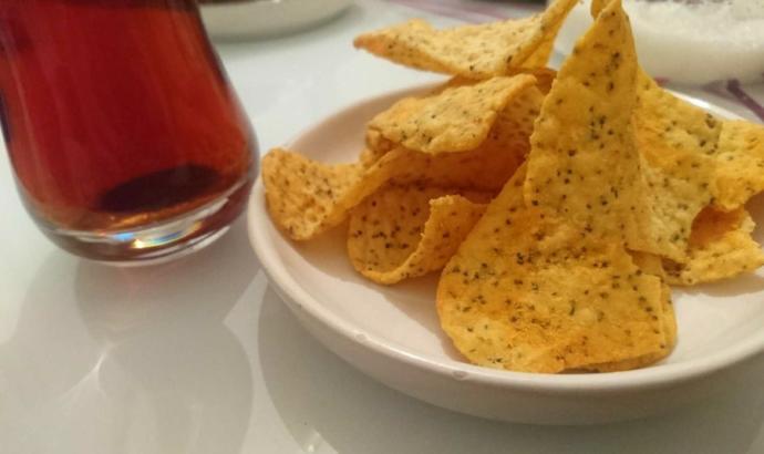 Cips ile çay keyfi 🤤 Akşam çayının yanında ne istersin?