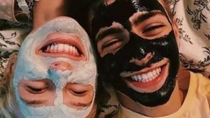 Aklındaki kişi yanında mı?