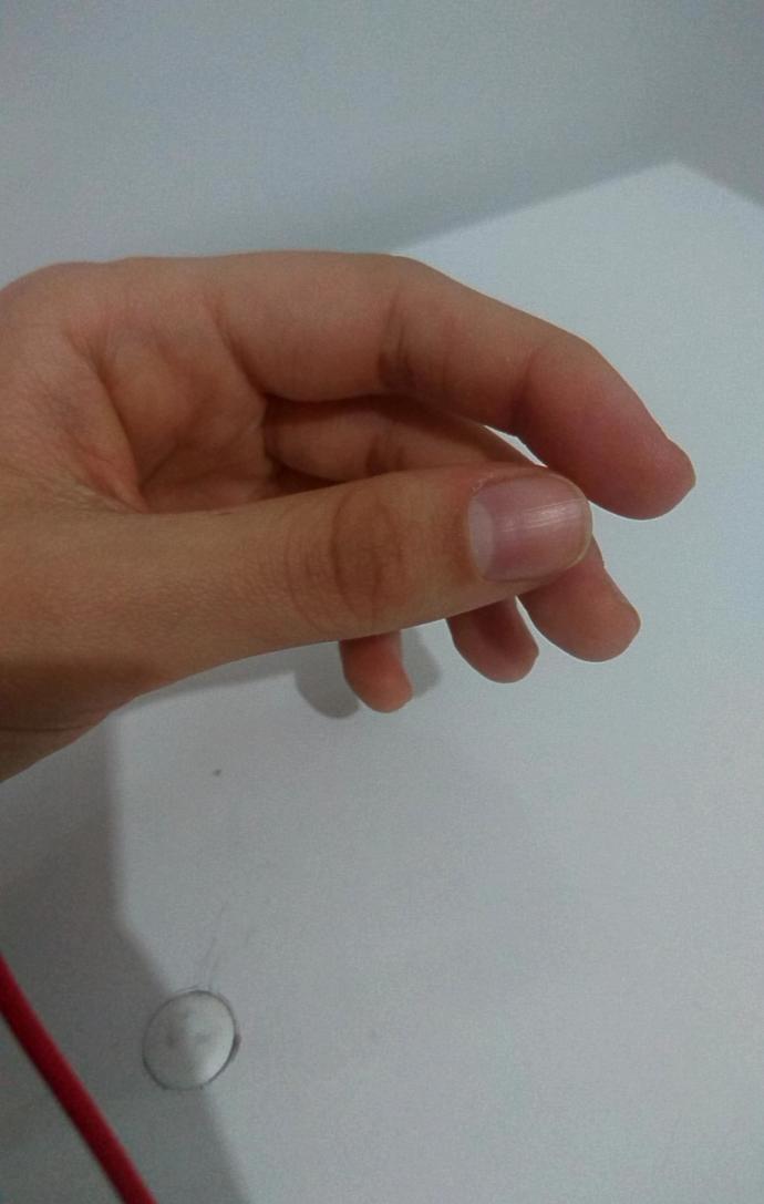 Evleneceğin kişinin baş harfi parmağında... Baş parmağında hangi harf yazıyor?