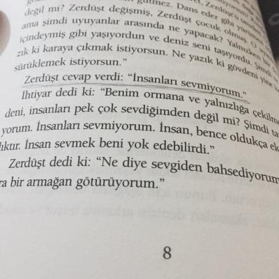 İnsanlara soğuk, mesafeli olanlardan mısınız yoksa sıcak davranarak çabucak samimi olabilenlerden mi?