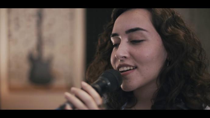Korona günlerinde Peros deterjanın reklam filmi yürekleri sızlattı. İlgini çeken bir reklam, o ürüne sıcak bakmanı sağlar mı?