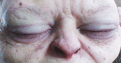 Arkadaşlar, internette instagramda böyle bir adam gördüm, bu nasıl erkek böyle, nedir bu?