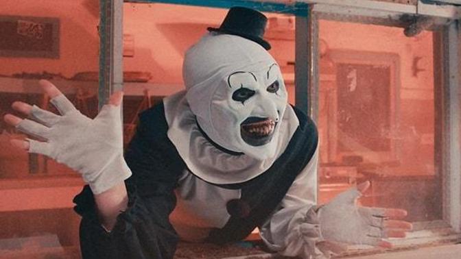 Netflix'ten korku filmi önerisi verir misiniz?