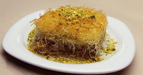 Kadayıf mı baklava mı seversiniz ?