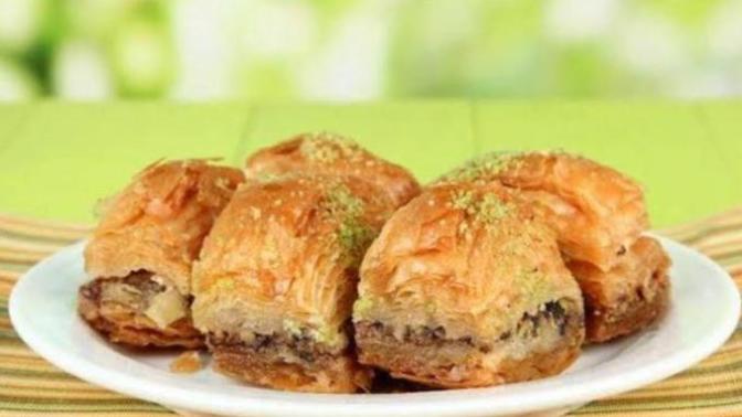 Kadayıf mı baklava mı seversiniz?
