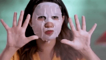Bakımlılar sahneye! Evde maske yapmanın en güzel yanı sence hangisi?