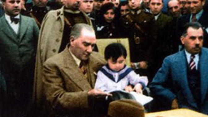 23  Nisan  Ulusal Egemenlik ve Çocuk Bayramı kutlu olsun! “İçimdeki çocuk” diyerek ne söylemek istersin?