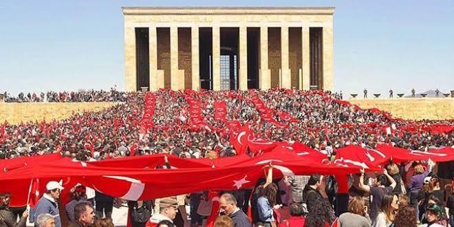 Görselini en iyi ifade eden kısa notunu buraya ekleyebilirsin