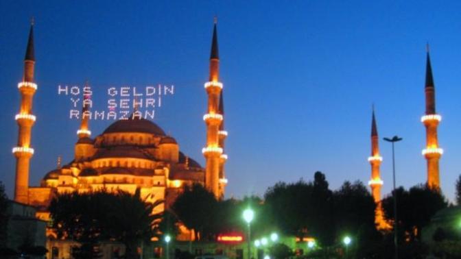 Evet Mübarek Ramazan Ayı Geldi Bugün Ramazan Ayının İlk Günü Oruç sizin için nasıl geçiyor bakalım?
