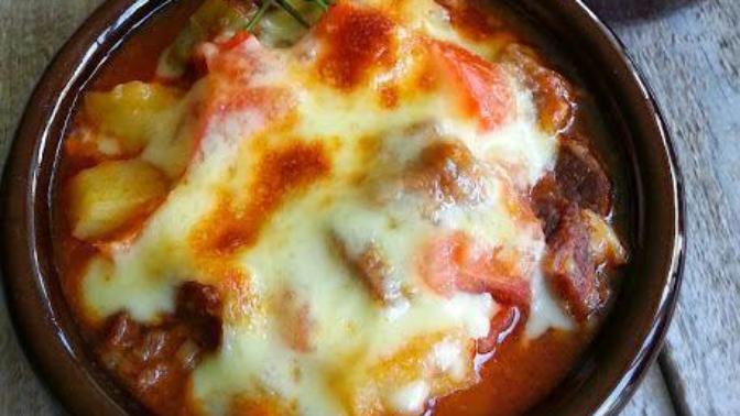 Güvece yakışan en güzel yemek veya meze hangisi, özel tarifinizi verir misiniz?