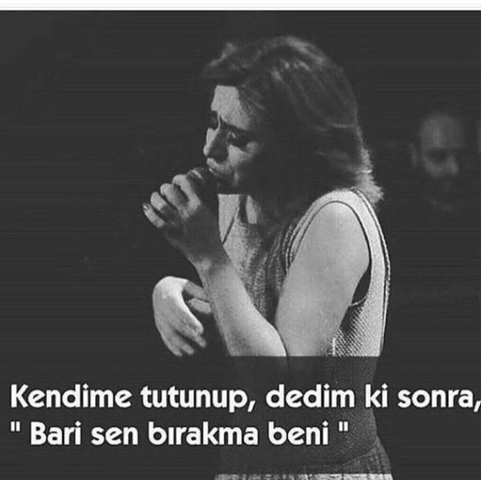 Kalabalıklar içinde çok mu yalnızsın, yalnızken çok mu kalabalık?