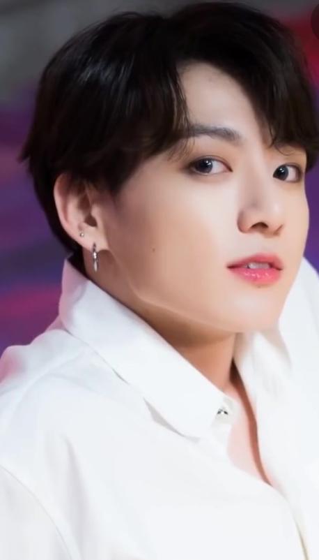 Bts üyelerinden hangisi daha yakışıklı?