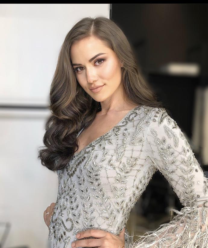 Sizce Neslihan Atagül mü daha güzel Fahriye Evcen mi?