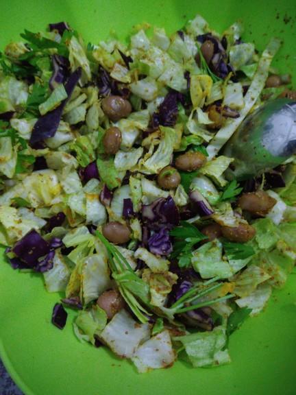 Sahurda salata yiyen var mı?