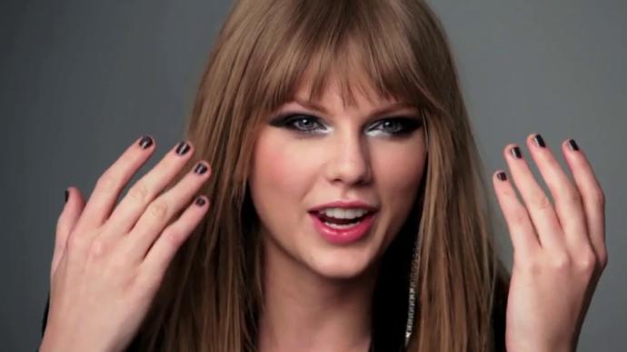 Taylor Swift transeksüel (dönme) olabilir mi sizce?
