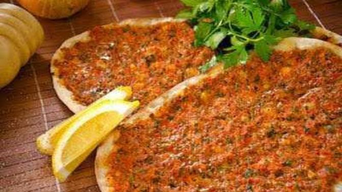 Çiğ köfte mi lahmacun mu?