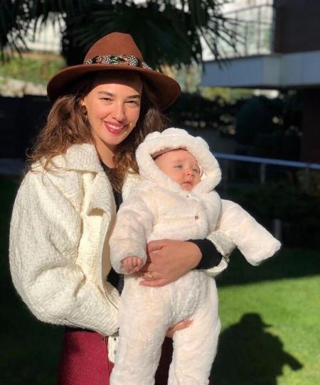 Anneler Gününün sembol annesi, çiçeği burnunda bu ünlü annelerden hangisi? 👩‍👦‍👦