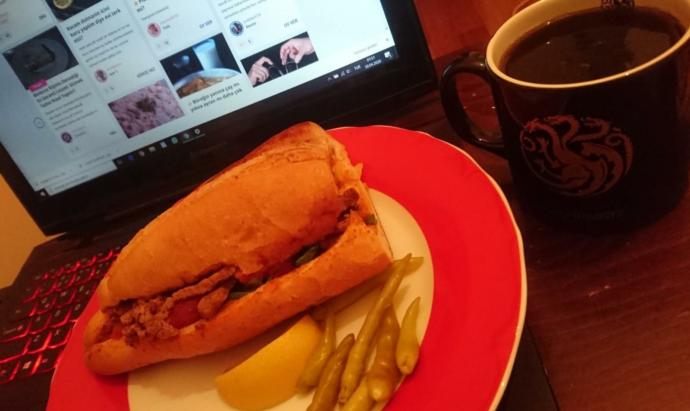 Damak zevkine hangisi hitap ediyor; Et tantuni mi, tavuk tantuni mi?