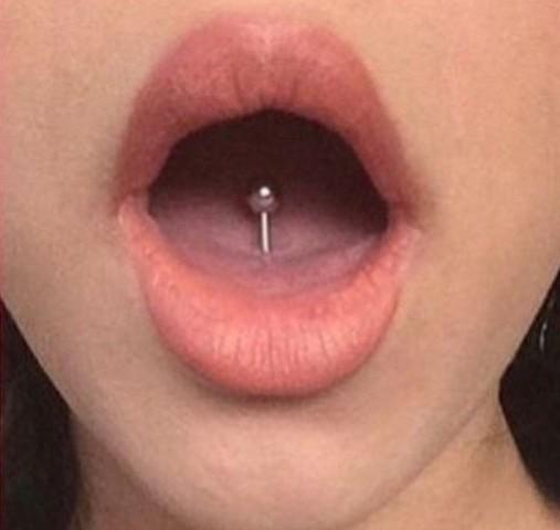 Dil piercingim nasil? Piercing seviyomusunuz?