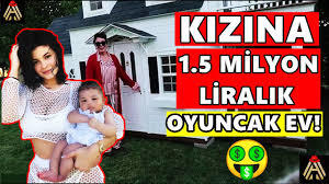 Kris Jenner torunu Stormi'ye doğum gününde 1,5 milyon liralık ev aldı