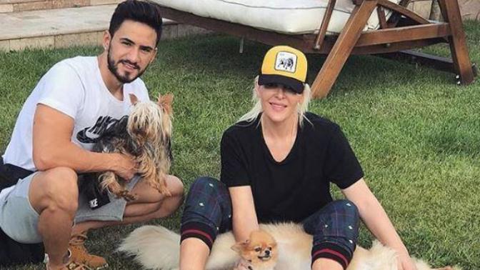 Onların Kylie'si varsa bizim de Selin Ciğerci'miz var! Selin'in köpeklerine yaptırdığı evi nasıl buldunuz?