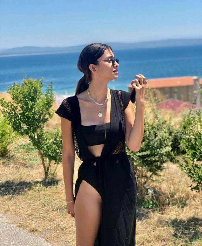 Aleyna Solaker güzel mi?