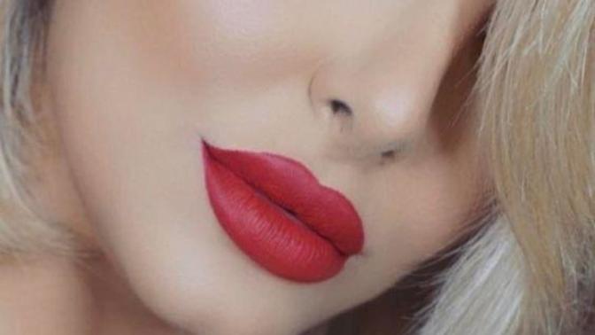 Erkekler güzel dudak ve oral seksi niçin bütünleştirir?