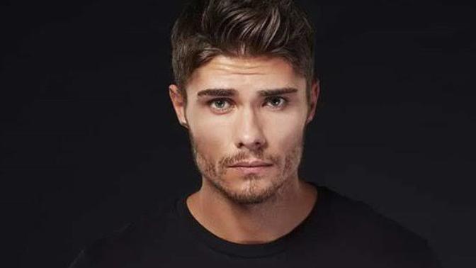 Survivor değil best model sanki! Bu seneki en yakışıklı yarışmacı kim?