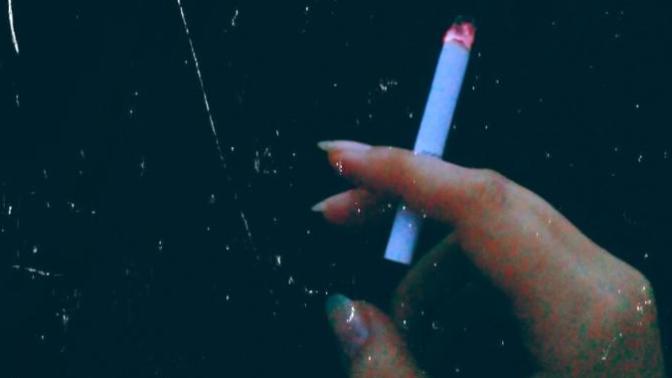 Bu saatlere  bir  söz bırak. Gecenin efkarlı sözü nedir?