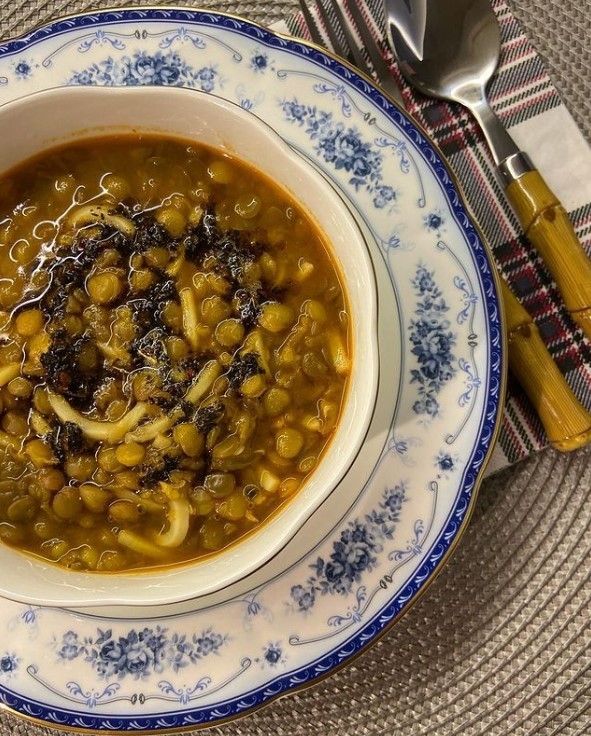 Erişteli Yeşil Mercimek Çorbası