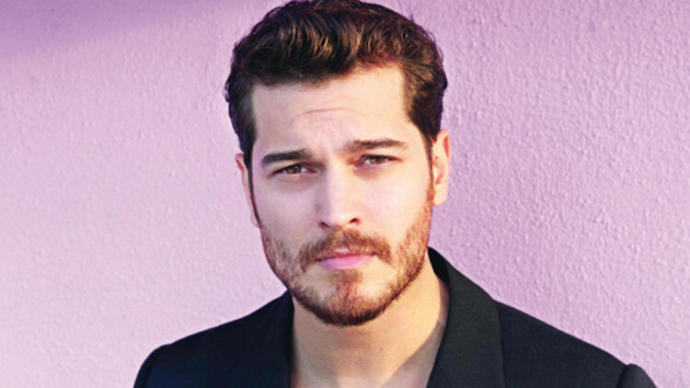 Çağatay Ulusoy mu Barış Arduç mu Hangisi Daha Yakışıklı?