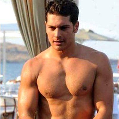Çağatay Ulusoy mu Barış Arduç mu Hangisi Daha Yakışıklı?