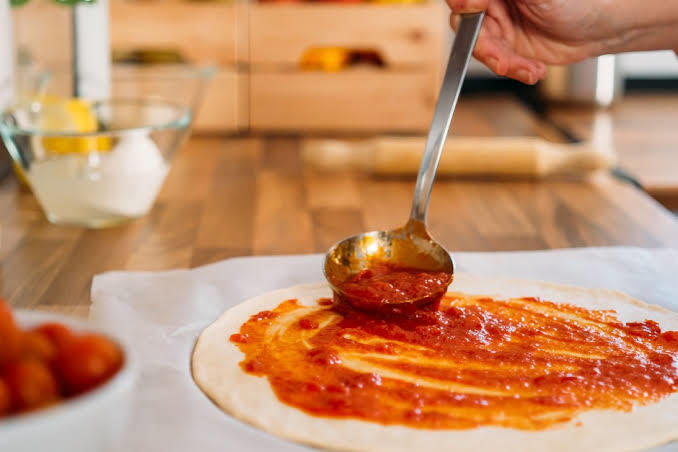 Pizza sosu yapmanın püf noktası nedir?