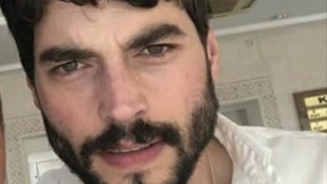 Sizce bu adam yakışıklı mı?