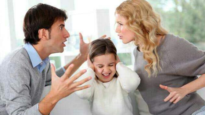Ailem yüzünden huzursuz ve çok mutsuzum. Ne yapmalıyım?