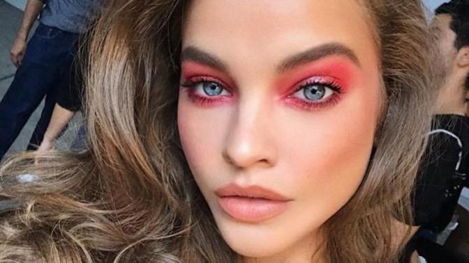 Fahriye Evcen mi Barbara Palvin mi?