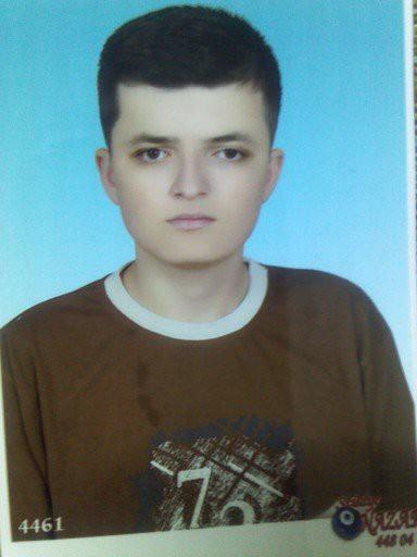 Yaşımdan çok küçük duruyorum büyük göstermek için ne yapmam gerekiyor😜 ?