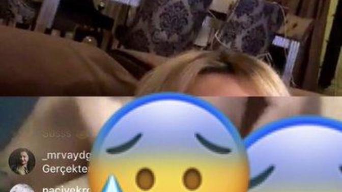 Selin Ciğerci'nin instagram canlı yayınına katılan bir takipçisi cinsel organını gösterdi, şaşırdık mı?