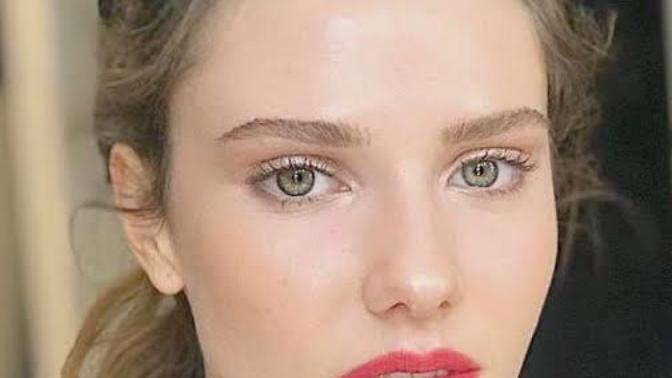 Alina Boz mu daha güzel Elif Aksu mu daha güzel?