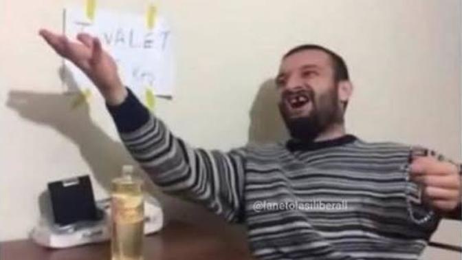 Sence hangisi daha komik?