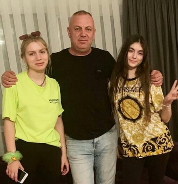 20 yaşında ki Aleyna Tilki artık yetişkin, yeni bir ergen şarkıcı gelsin ister misiniz?