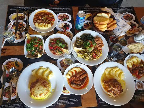 Size yemek ısmarlasam ne ısmarlardım söyleyeyim mi?