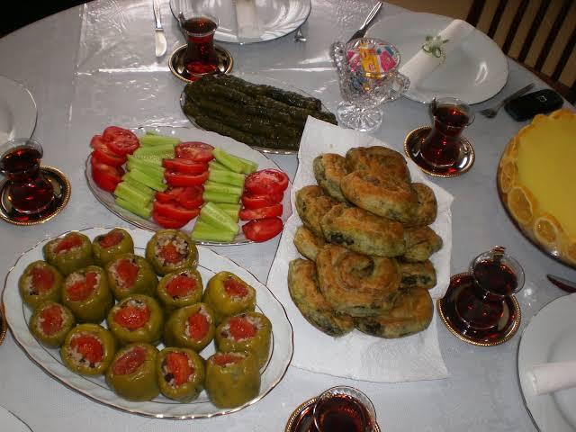 Size yemek ısmarlasam ne ısmarlardım söyleyeyim mi?