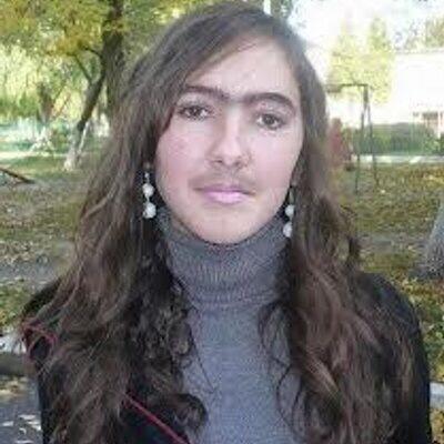 Rus kızı VS Türk kızı, detayı okur musunuz?