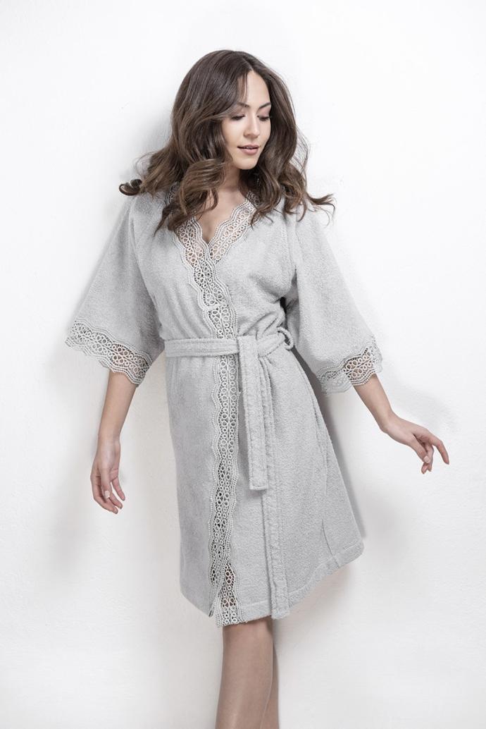 Duştan sonra bornozla mı kurulanırsınız havluyla mı?